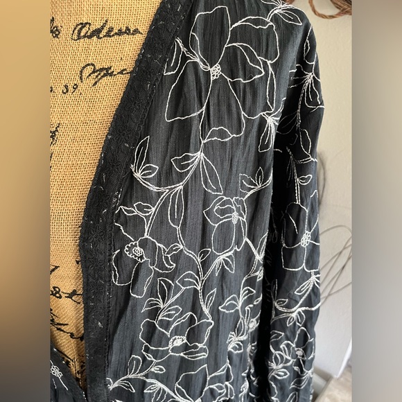 Set- Isaac Mizrahi Live! Regular Bridgehampton Embroidered Gauze matching set - Picture 9 of 15